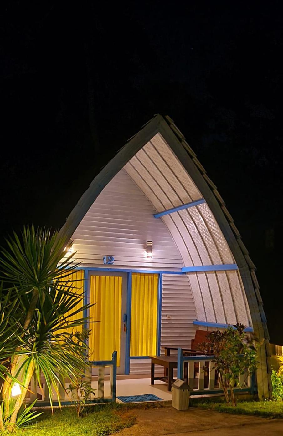 Youpy Bungalows Gili Air Phòng bức ảnh